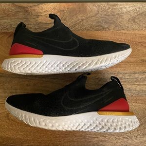 ✨ Women's Nike Epic Phantom React V1 (Black/Red-Gold)✨